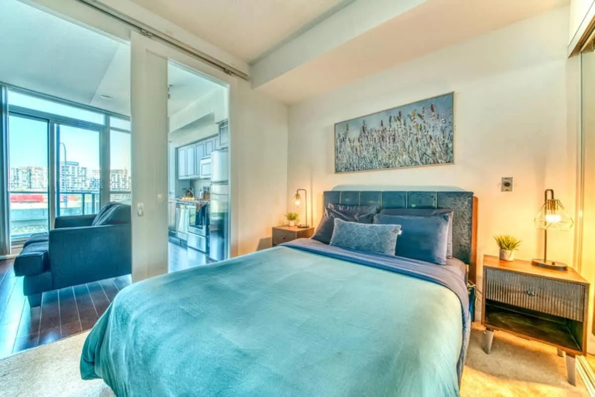 Convenient 1Br Walk To Cn Tower Or Lake Toronto